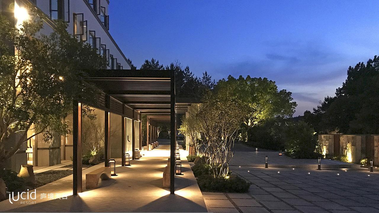 The Lucid Resort 天台 外观 照片